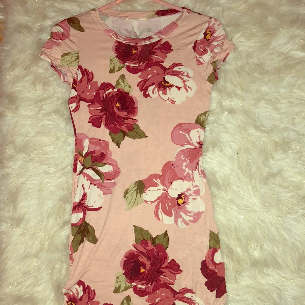 Dress - Picture 2 of 2